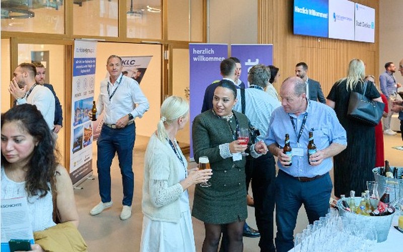 Corporate Finance, Schlieren