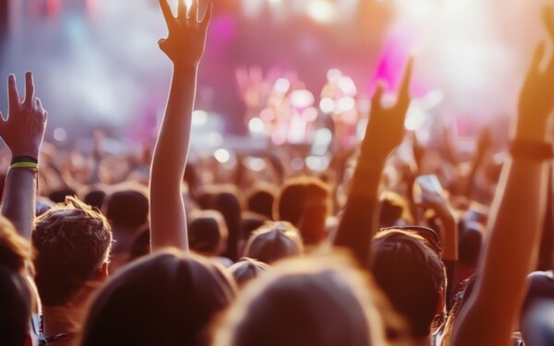 «Live & Bunt», Dietikon