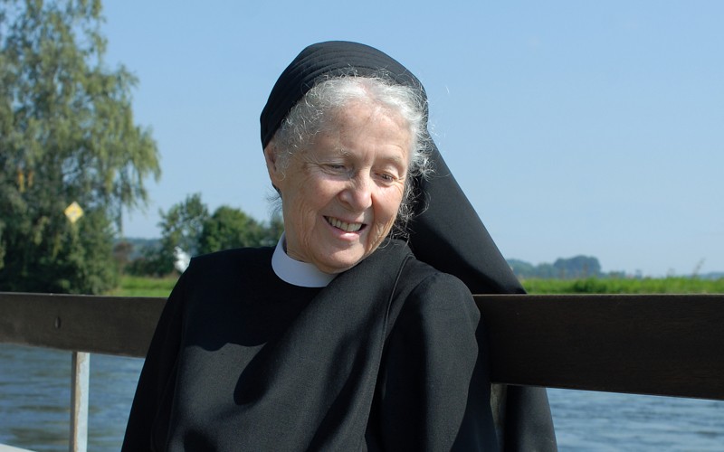 Silja Walter-Raum, Kloster Fahr