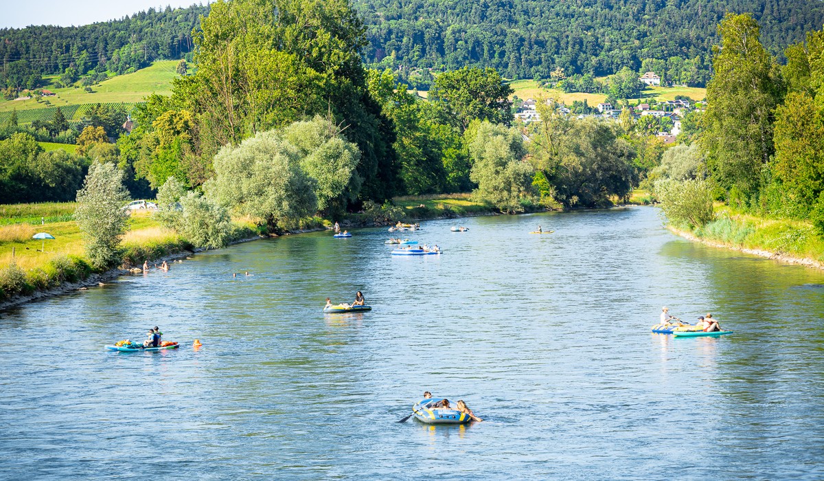 Titelbild des Artikel: Badeplätze an Fluss und See